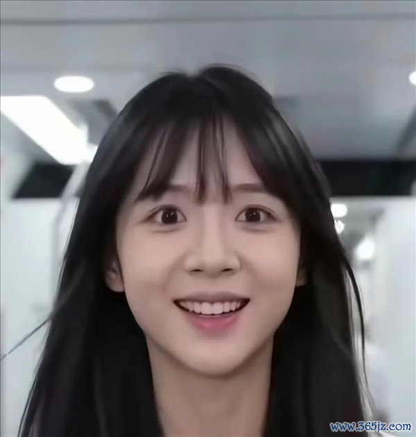 被AI脸包围的我 照旧快看吐了